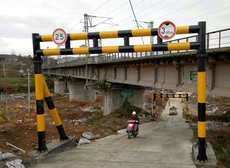 通化液压限高架
